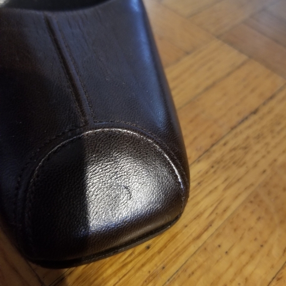 Shoes - Picture 4 of 5